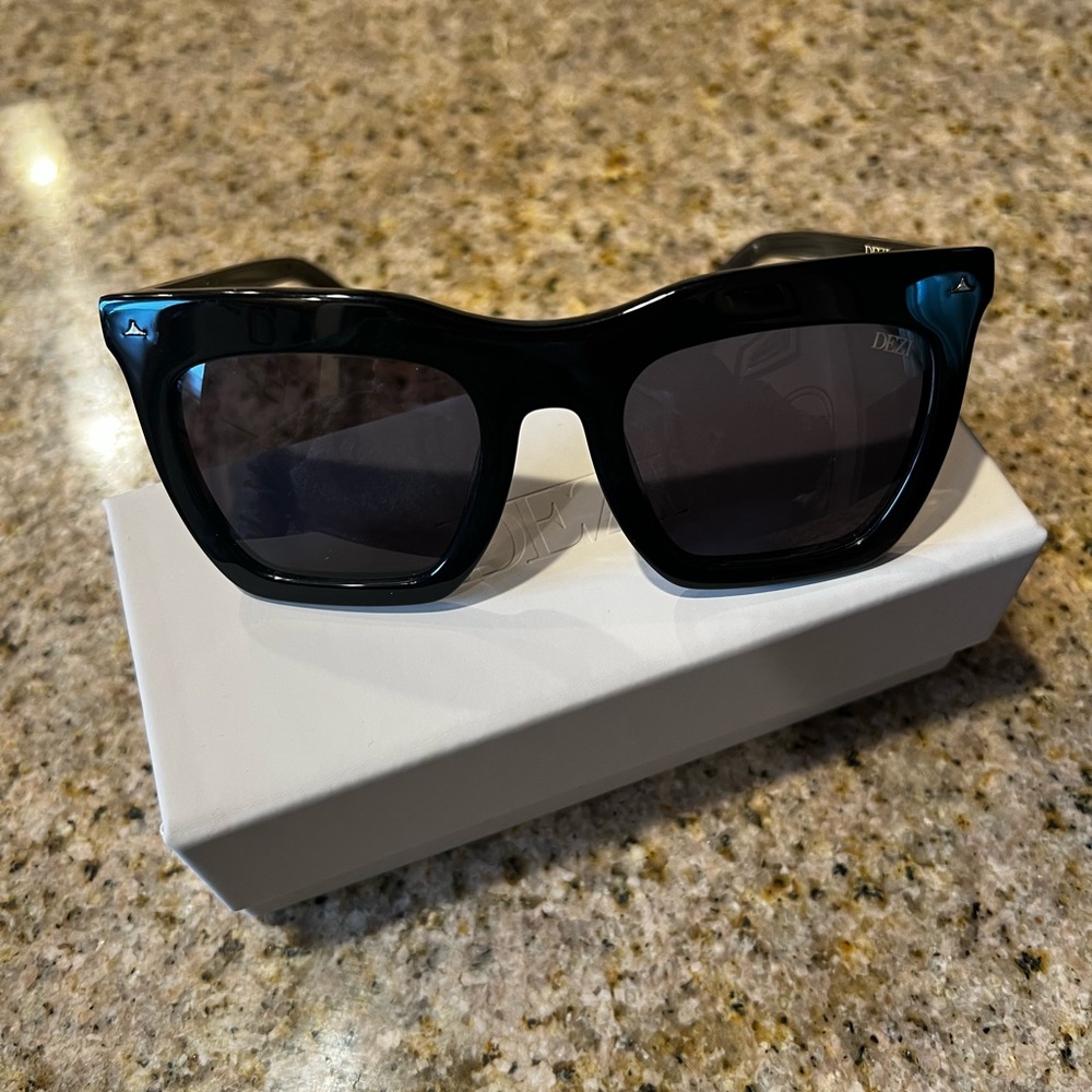 Dezi Fallback in Black